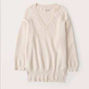 Abercrombie oversized v-neck sweater